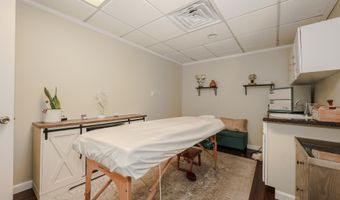 135 NH-Route 101A, Amherst, NH 03031