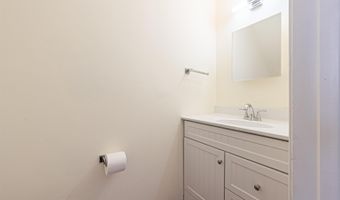 3 Barkentine Ct, Atlantic City, NJ 08401
