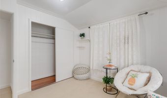 2166 Palolo Ave, Honolulu, HI 96816