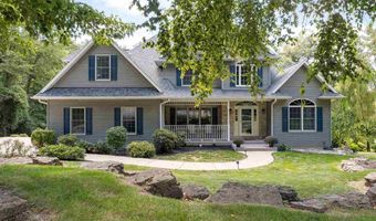 1000 133rd Dr, Amana, IA 52203