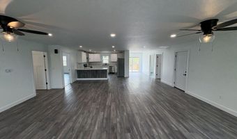 401 W Granville Ave, Albany, IN 47320