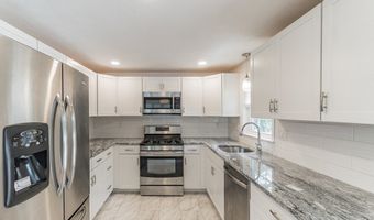 33 Russet Rd, Billerica, MA 01821
