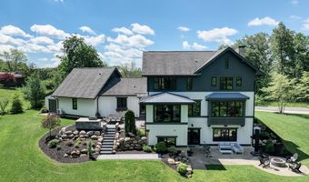 8279 Revado Hills Ct, Ada, MI 49301