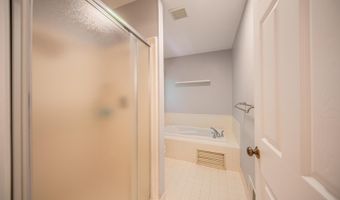 3085 N Foxridge Ct, Ann Arbor, MI 48105