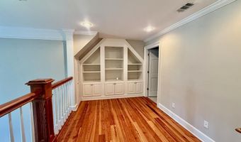 708 Town And Country Dr, Adel, GA 31620