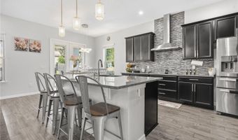 3200 PINENUT Dr, Apopka, FL 32712
