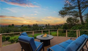 1525 Ramona Dr, Camarillo, CA 93010