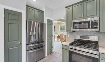 59 Brittany Dr, Bayville, NJ 08721