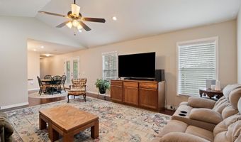 6053 N Central Ave, Batesville, AR 72501