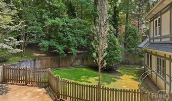 372 Woodhaven Dr, Athens, GA 30606