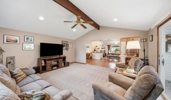 2943 Lee Marie Dr, Adrian, MI 49221