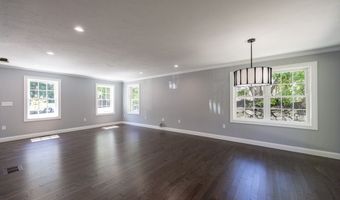 122 Canal St, Blackstone, MA 01504