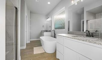 2121 Longhorn Trl, Altus, OK 73521