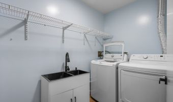 1727 W Hawkes St 8, Arlington Heights, IL 60004