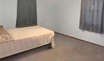 463 W 10th St, Atoka, OK 74525