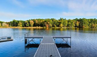 543 Long Shores Dr, Barrington, NH 03825