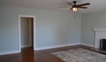 144 W Main St, Albion, IL 62806