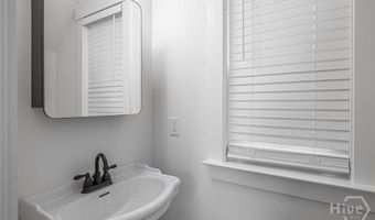 1205 E Bolton St, Savannah, GA 31404