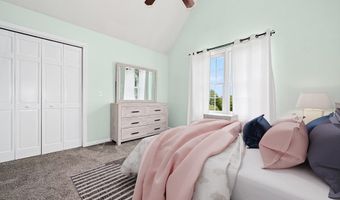 19 Elizabeth Dr, Auburn, MA 01501
