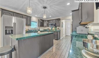 317 Dillard Dr, Jefferson, NC 28640