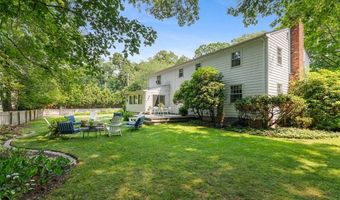 20 Terrace Dr, Barrington, RI 02806