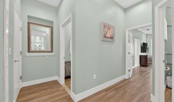 508 ISLEBAY Dr, Apollo Beach, FL 33572