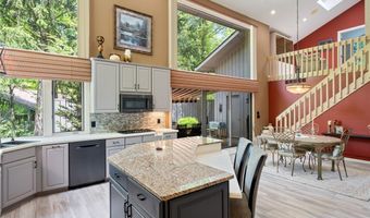 540 Bent Creek Oval, Aurora, OH 44202