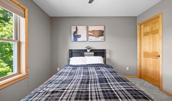 9352 67th St NW, Annandale, MN 55302
