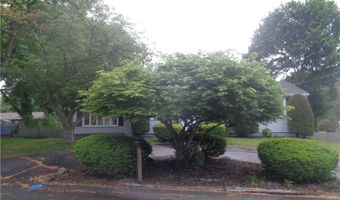 155 Lewiston St, Warwick, RI 02889