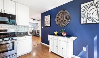 23 Bristol Ct 23, Bayonne, NJ 07035