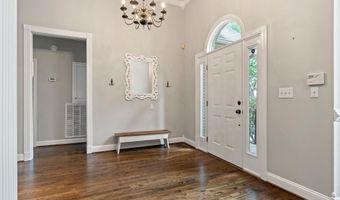 100 LANE PARK Dr, Alabaster, AL 35114