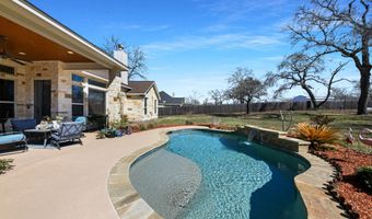 105 Bobby Lynn, Adkins, TX 78101
