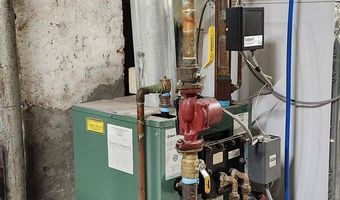 24 Warwick St, Bangor, ME 04401