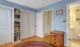 6701 WASHINGTON Blvd B, Arlington, VA 22213