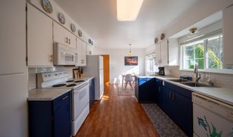 16281 CHAPMAN Ln, Brookings, OR 97415