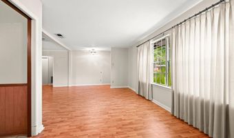 8067 Queenswood Ct, Baton Rouge, LA 70806