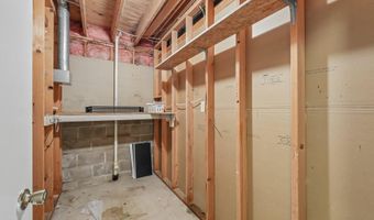 1386 Arden View Dr, Arden Hills, MN 55112