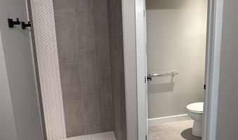 820 E Park Pl, Andover, KS 67002