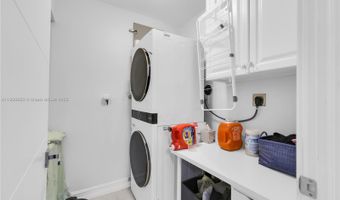 3015 NE 208th St 3015, Aventura, FL 33180