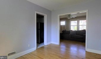 2112 N BRANDYWINE St, Arlington, VA 22207