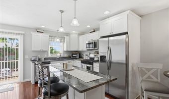 100 Woodlawn Ave 3, North Providence, RI 02904