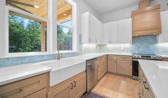 305 FIR Rd, Ariel, WA 98603
