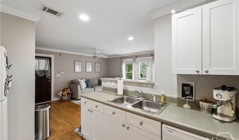 490 Barnett Shoals Rd 526, Athens, GA 30605