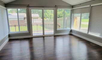8201 Windcombe Blvd, Indianapolis, IN 46240