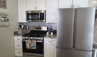 32 Pulaski Dr, Barnegat, NJ 08005