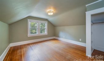 76 Starnes Cove Rd, Asheville, NC 28806