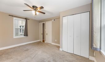 814 S ARLINGTON Dr 102, Arlington, VA 22204