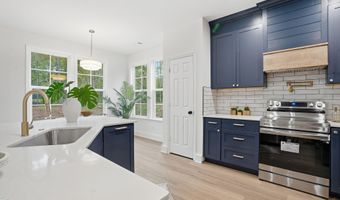 575 Sams Point Rd, Beaufort, SC 29907