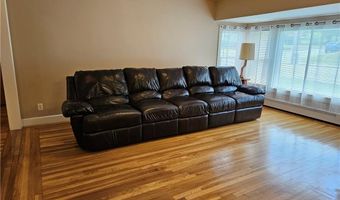 461 River Rd, Lincoln, RI 02865