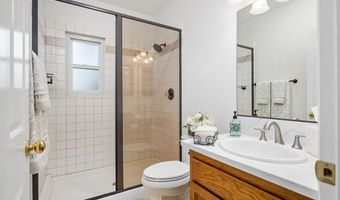6823 Corintia St, Carlsbad, CA 92009